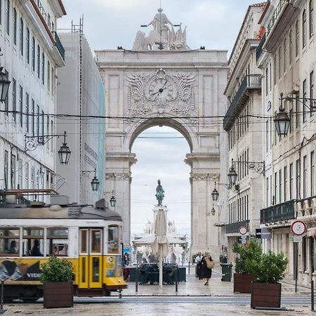 Quarto Com Varanda Na Rua Dos Douradores Lisboa エクステリア 写真